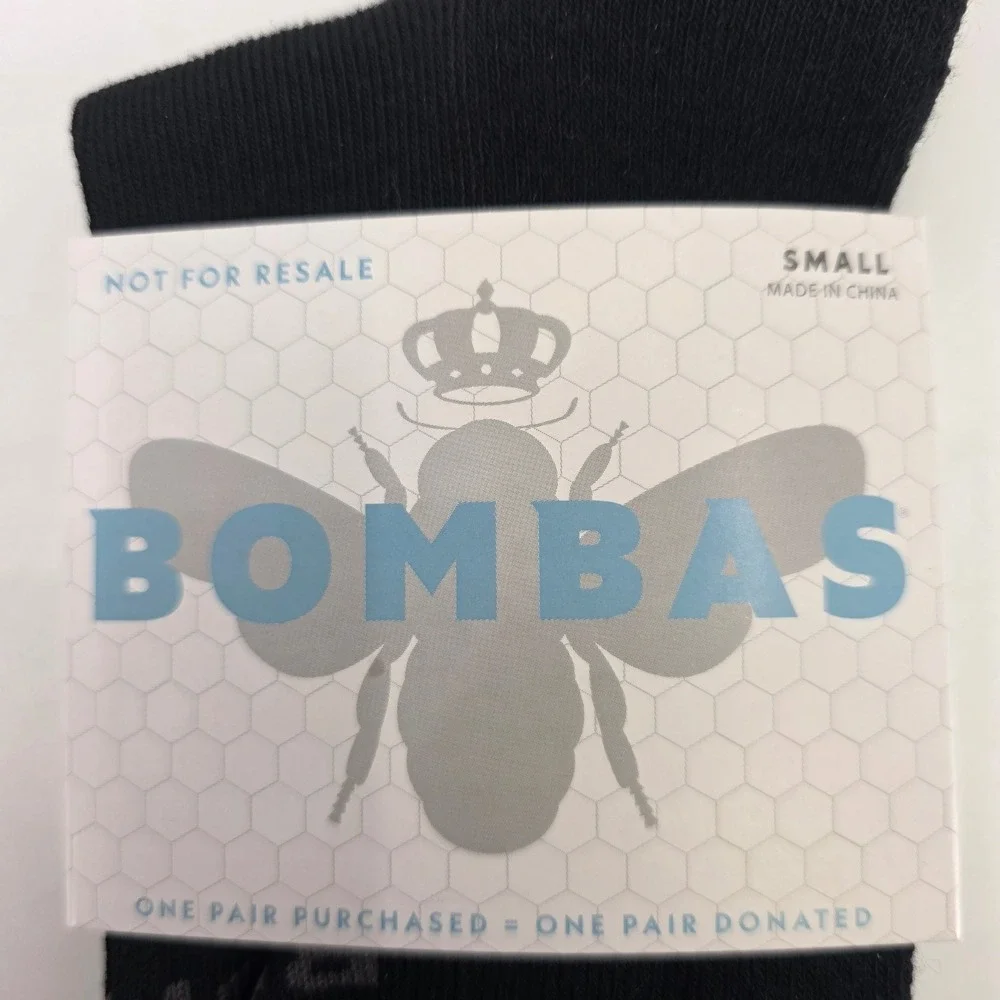 BOMBAS HALF CALF SOCKS SIZE SMALL BLACK GREY STRIPED ARCH SUPPORT CREW NEW!